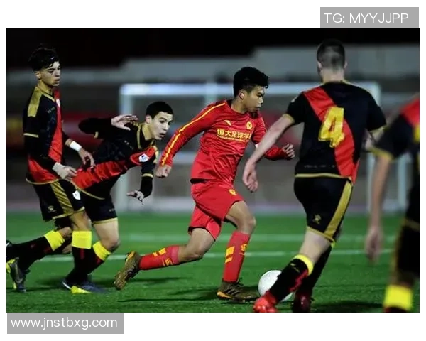 南京足球队盯防战术解析及其对比赛结果的影响分析