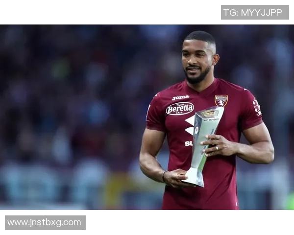 布雷默足球明星的辉煌历程与对中国足球的深远影响