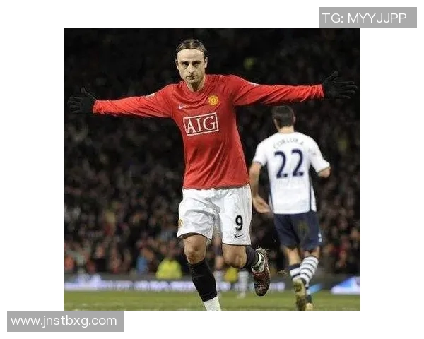 足球明星魅力四射超帅照片大集合让你领略球场风采与时尚魅力